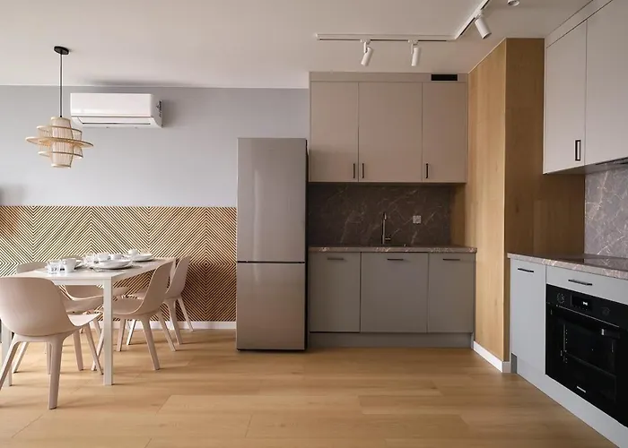 3-room Near The Main Railway Station Ma18 Breslau